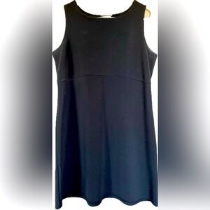 Black Sleeveless vintage 90’s Jalate Mini Dress. Women’s size Large.